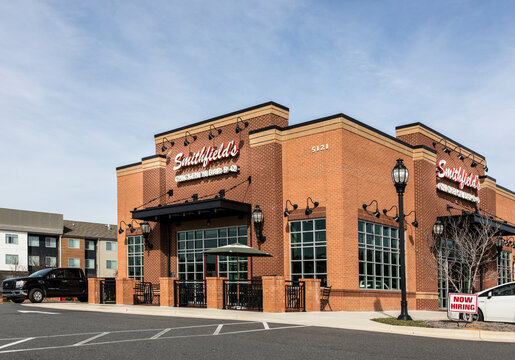 CHARLOTTE, NC, USA-8 DECEMBER 2019:  Smithfield's Chicken 'N Bar-B-Q is a North Carolina fast food chain, with 36 locations country-wide.  Image shows building and front entrance.