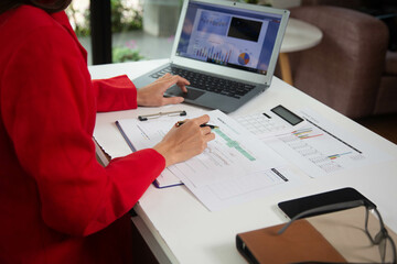 Businesswomen are searching for information to market their products online.