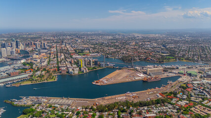 Obraz premium Aerial View of Sydney Harbour Balmain Darling harbour Sydney CBD cockle Bay Wharf North Sydney harbour bridge Lavender Bay Milsons Point Manly on a warm summer day blue skies 