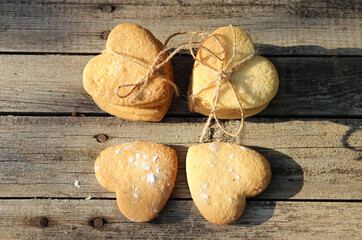 heart shaped cookies