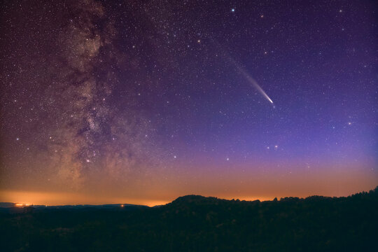 Comet C2023A3 Tsuchinshan ATLAS with Milky Way stars photographed from northern hemisphere in October 2024.