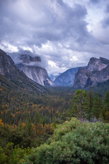 Explore Yosemite's breathtaking winter wilderness. Tunnel View, Yosemite.