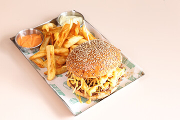 rip-dip burger, hamburger, mushtrufmayoburger, crunch chicken burger