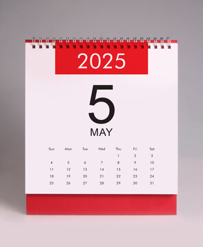 May 2025 desk calendar