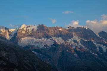 Fototapeta premium V&C_Switzerland&ItalyAUG-SEPT2024