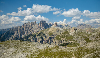 V&C_Switzerland&ItalyAUG-SEPT2024-