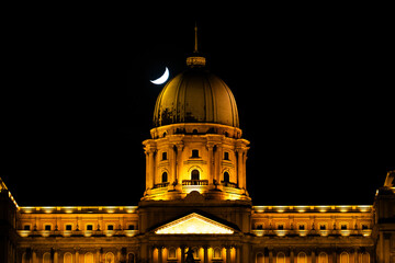 city parliament at night