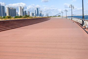 boardwalk to the beach