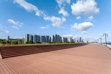 boardwalk to the beach