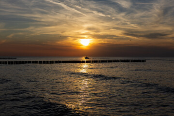 Obraz premium Zachód słońca nad Bałtykiem | Sunset over the Baltic