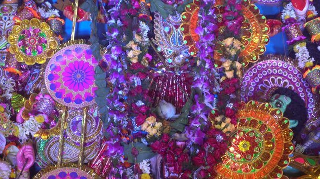 The biggest festival of West Bengal is Durga Puja with the idol of Durga Thakur. Durgapujo in West Bengal is famous all over the world. It is especially popular among Hindus.