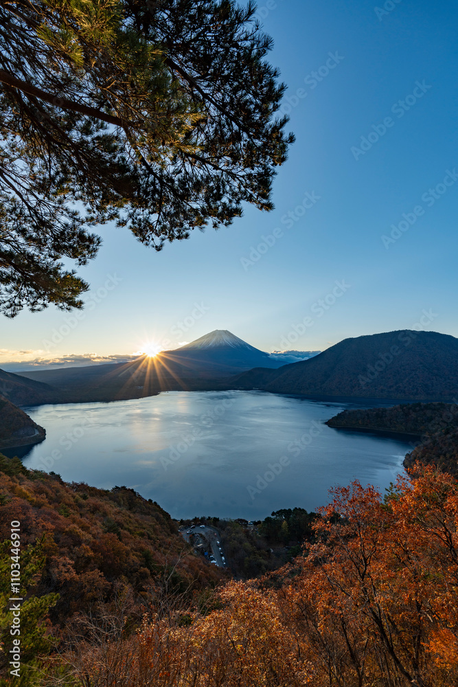 Poster 中ノ倉峠 紅葉の日の出