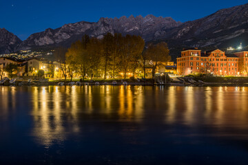 Lecco di sera
