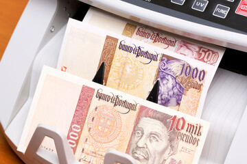 Portuguese escudo in the counting machine