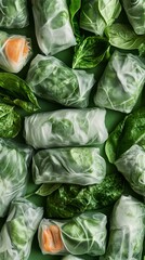Obraz premium Fresh Spring Rolls with Vibrant Greens