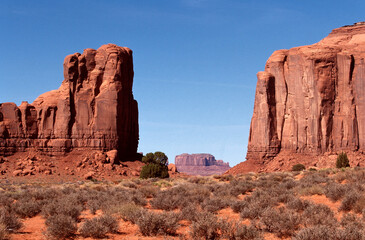 Fototapeta premium Window view of Monument Valley