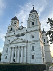 Fototapeta premium Church in park