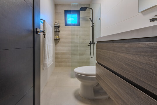 ba&ntilde;o