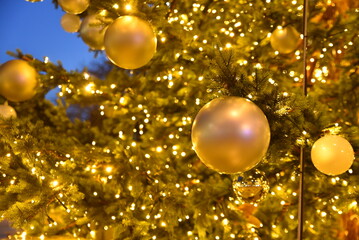  Décorations dorées du sapin de Noël