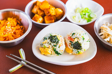韓国料理　チュモッパとナムル