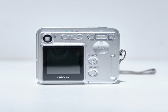 Kent, uk, 01.01.2024 Fujifilm Digital Camera FinePix A350 5.2MP Silver Digital cameras with ccd sensors. Megapixels retro vintage technology. Camera sensor.