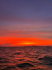 Obraz premium sunset over the sea