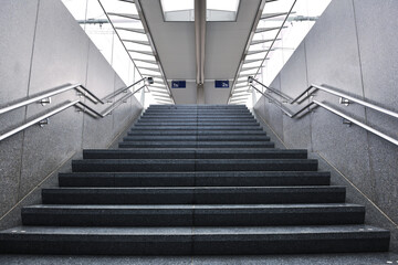 Obraz premium Stairs at train station