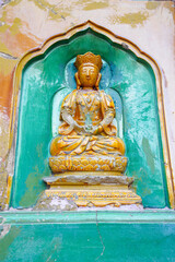 Obraz premium glazed Buddha on the wall of the Wisdom-Sea Temple, The Liangless Buddha Temple at the top of Wanshou Mountain in Summer Palace in Beijing.