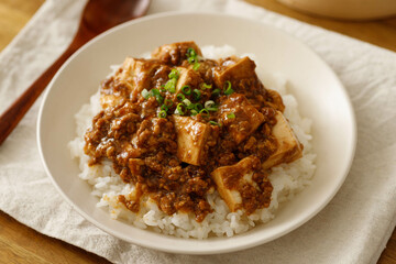 麻婆豆腐丼