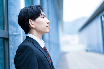 ビジネスマンの横顔