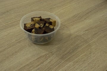 Chocolate cake with less sugar