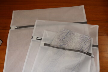 洗濯ネット収納入れ方旅行畳み方しわ色移り衣類糸くず