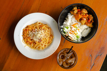 The menu for breaking the fast is spaghetti and rice, wrong beef and iced tea. month of ramadan