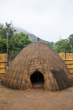 hutte traditionnelle dans le  Village culturel de l'Eswatini