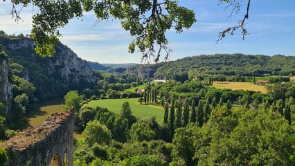 La vallée du Lot vue depuis le village de Saint-Cirq-Lapopie