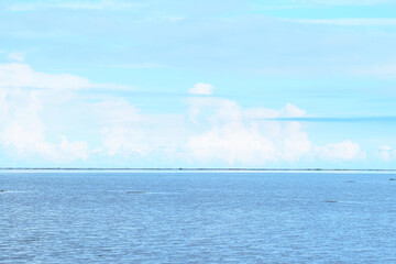 青空と海