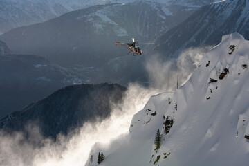 avalanche danger backcountry skiing © jancsi hadik