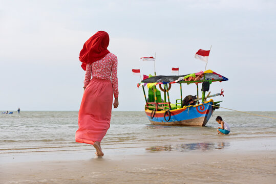 Karangjahe Beach near Lasem, Java island, Indonesia, Southeast Asia