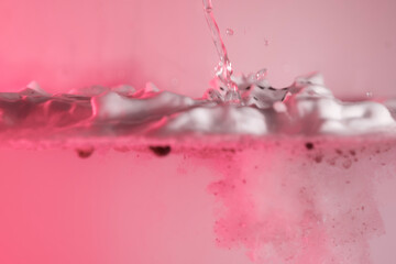 schaum farbe tropfen wasser rot