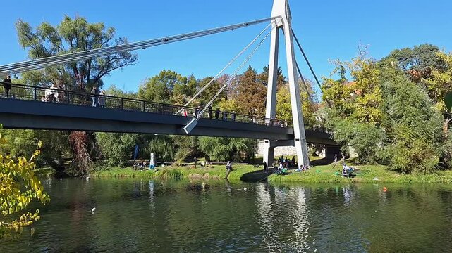 A pedestrian bridge, pivoting, with cables, over the Crișul Repede River in Oradea.