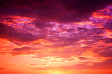 Fototapeta premium Sunset Sky with Dramatic Clouds