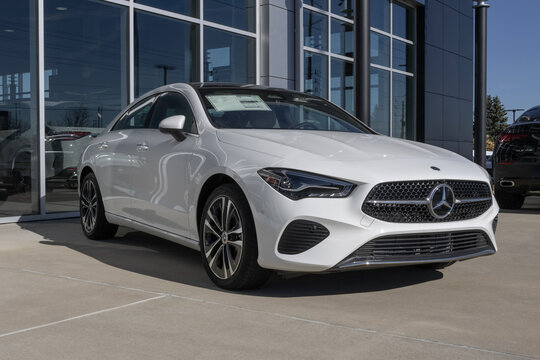 Mercedes-Benz CLA 250 4MATIC Coupe display. Mercedes offers the CLA250 with a 2.0L Turbo 4-Cylinder Hybrid engine. MY:2025