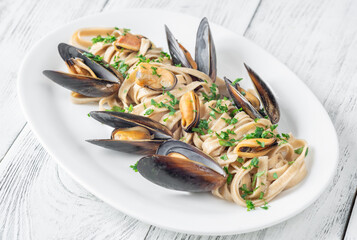 Mussel Fettuccine Delight