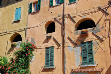 Il centro storico di Brisighella in provincia di Ravenna, Emilia-Romagna, Italia.
