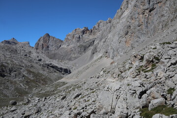 Senda en Picos de Europa.