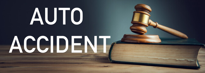 Auto accident law. Judge's gavel and books on