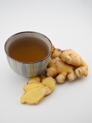 한국 전통음료 생강차와 생강