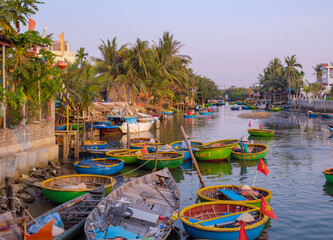 Tourists riding bamboo basket boats in Hoi An, vietnam (Cam Thanh water coconut village )
