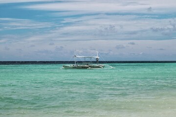 Obraz premium boat on the beach