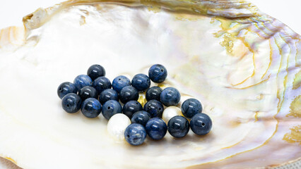 デュモルチェライト　８mmサイズ